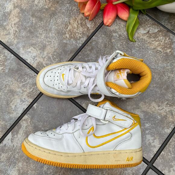 Nike Air Force 1 Mid SC White / University Gold Youth 5 Women’s 6.5 - Picture 1 of 15